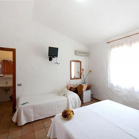 S'obreschida Hotel 2*